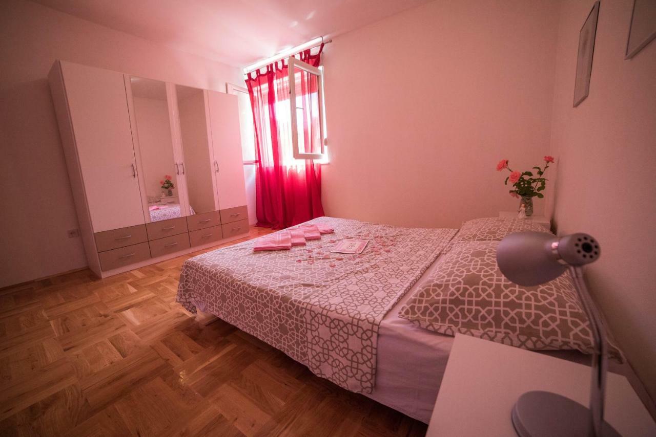 Apartment Ines Sinj Ngoại thất bức ảnh